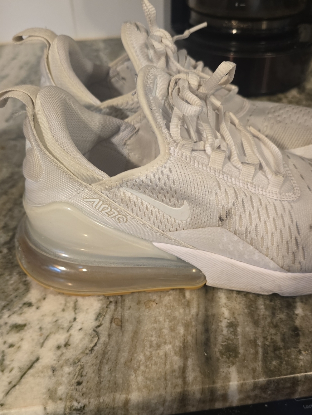 Mens Nike Air Max 270 - Picture 2 of 12